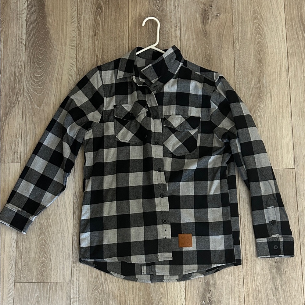 Ashco MAMA Plaid long sleeve button up - small